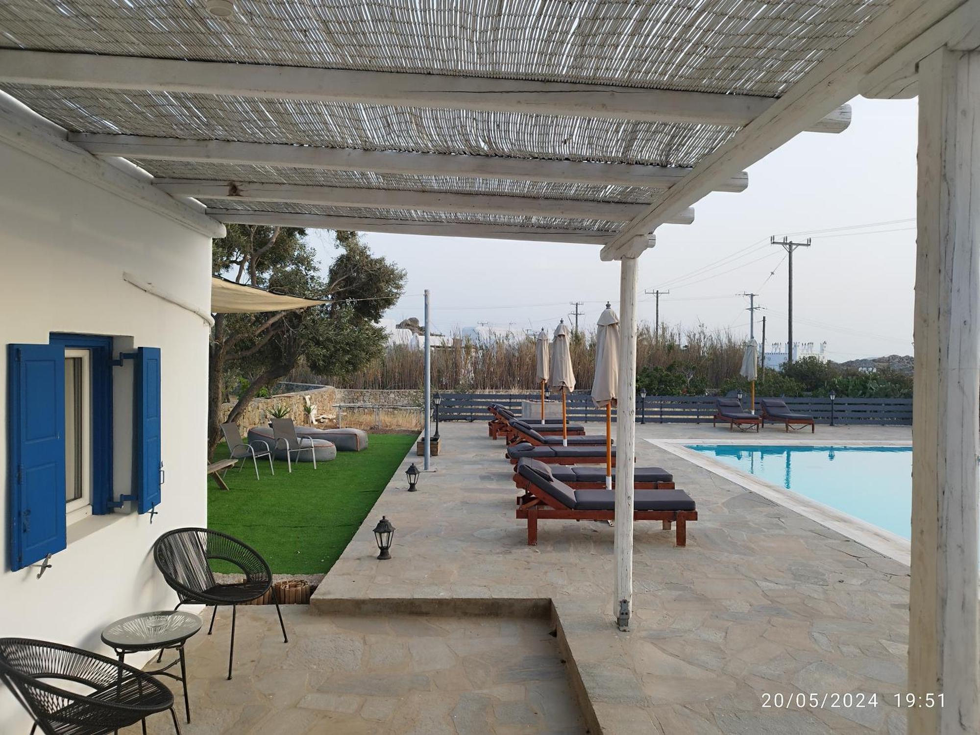 Nikos Rooms Mykonos Town Exterior photo